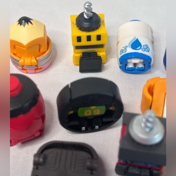Transformers BotBot Toy Bundle - Picture 10 of 16
